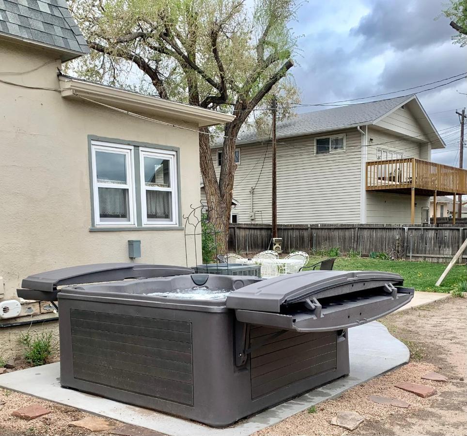 Garden City House With Hot Tub Κολοράντο Σπρινγκς Εξωτερικό φωτογραφία