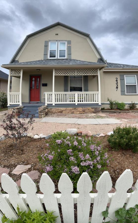 Garden City House With Hot Tub Κολοράντο Σπρινγκς Εξωτερικό φωτογραφία